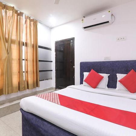 Budget Friendly Metro Regency Lucknow Exterior photo