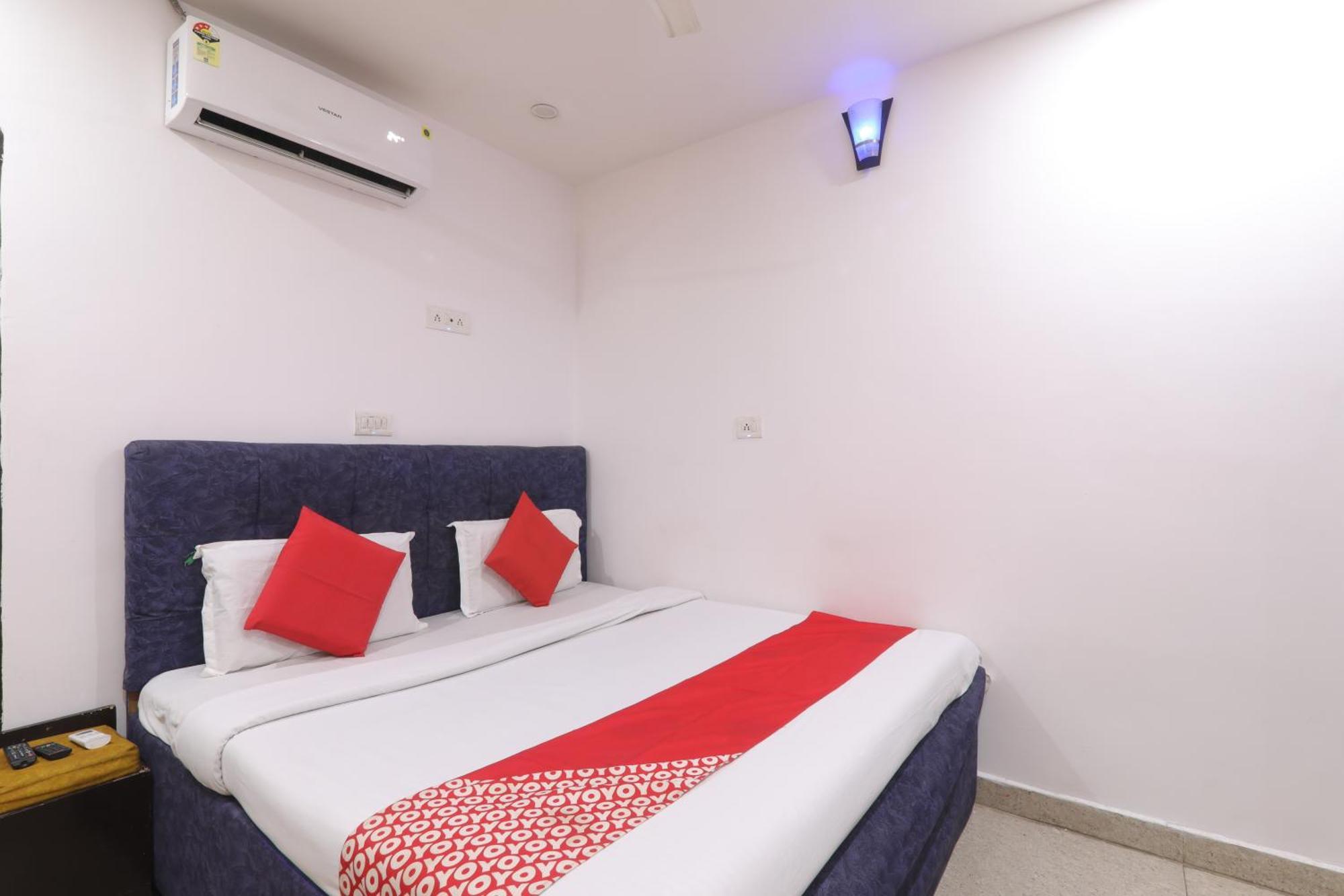 Budget Friendly Metro Regency Lucknow Exterior photo