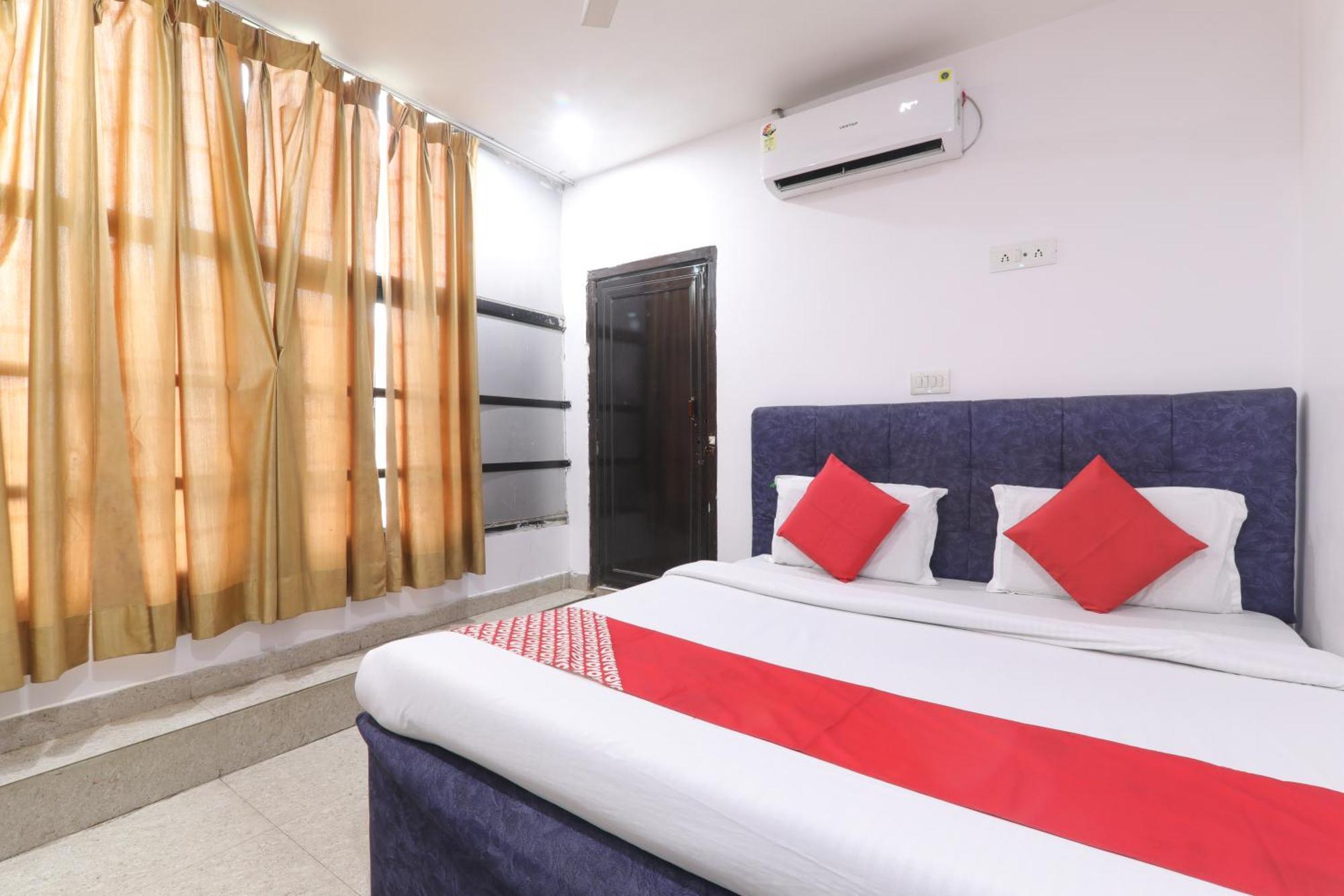 Budget Friendly Metro Regency Lucknow Exterior photo